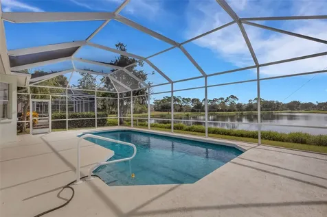 8976 Whitemarsh Avenue Sarasota FL 34238