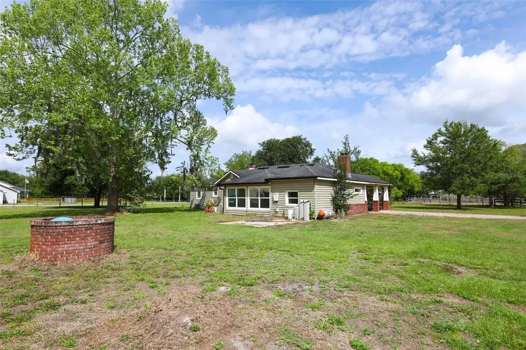665 Lake Mills Road Chuluota FL 32766