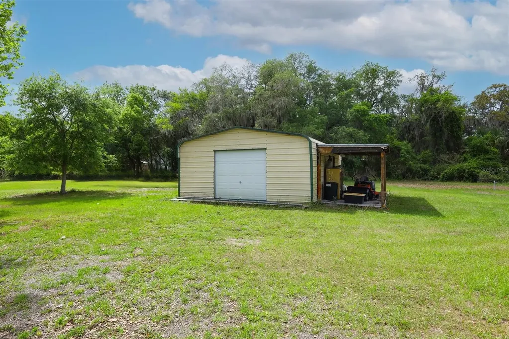 665 Lake Mills Road Chuluota FL 32766