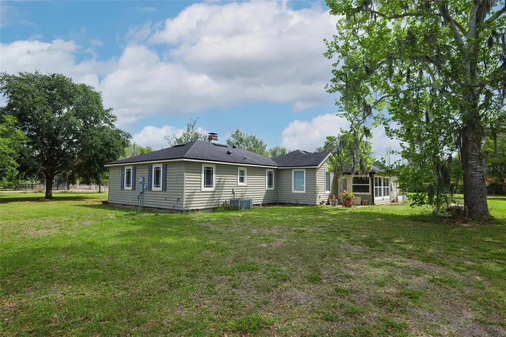 665 Lake Mills Road Chuluota FL 32766
