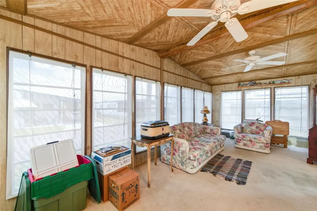 2101 Kona Drive Holiday FL 34691