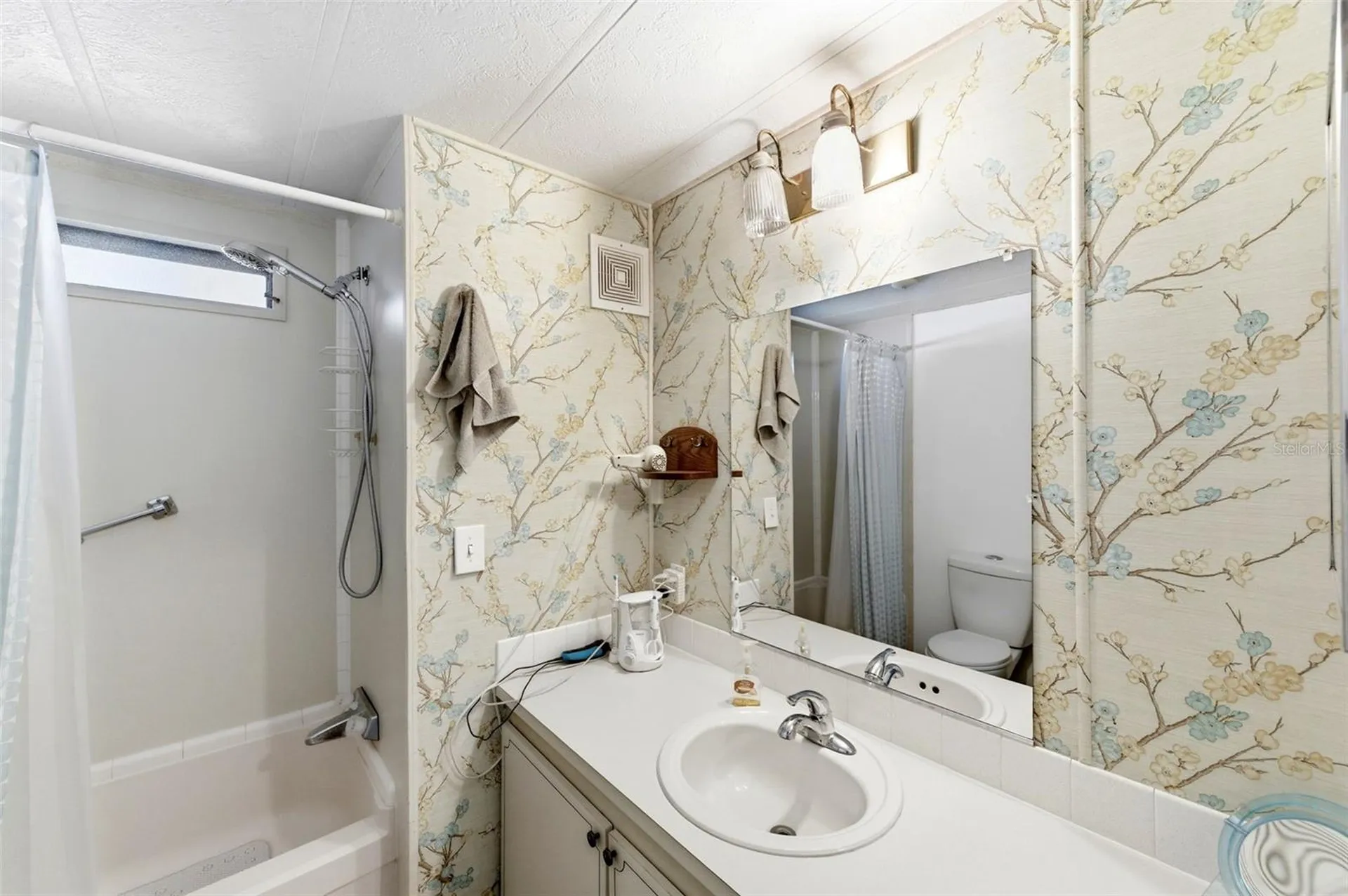 2101 Kona Drive Holiday FL 34691