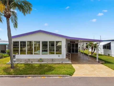 2101 Kona Drive Holiday FL 34691