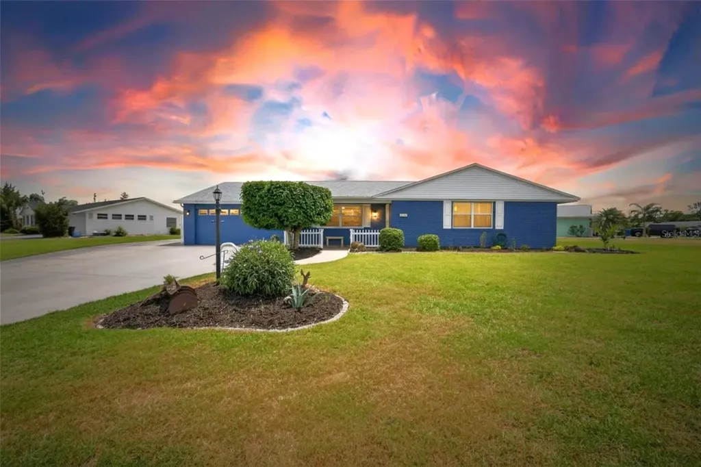 1810 Milford Circle Sun City Center FL 33573
