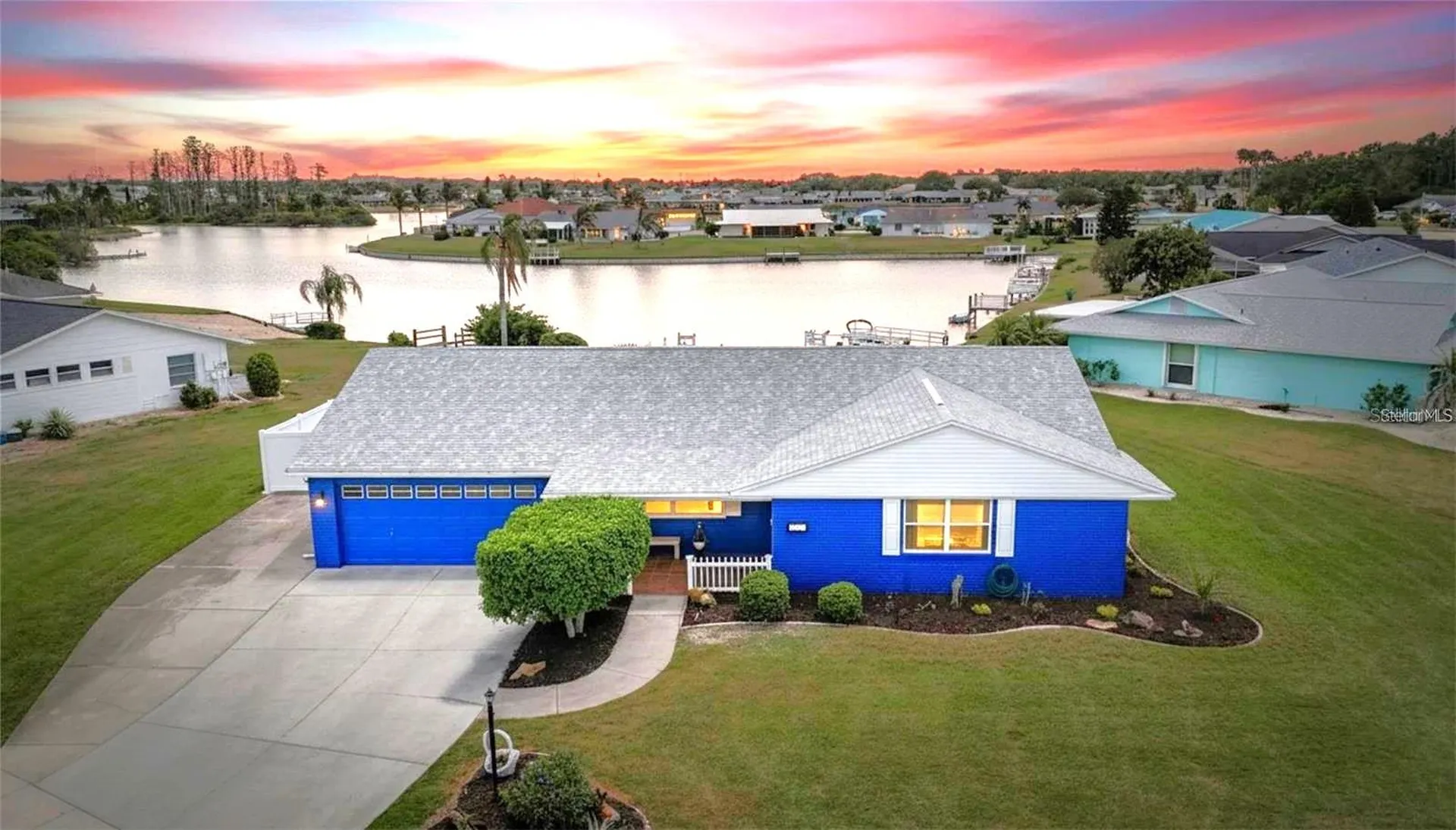 1810 Milford Circle Sun City Center FL 33573