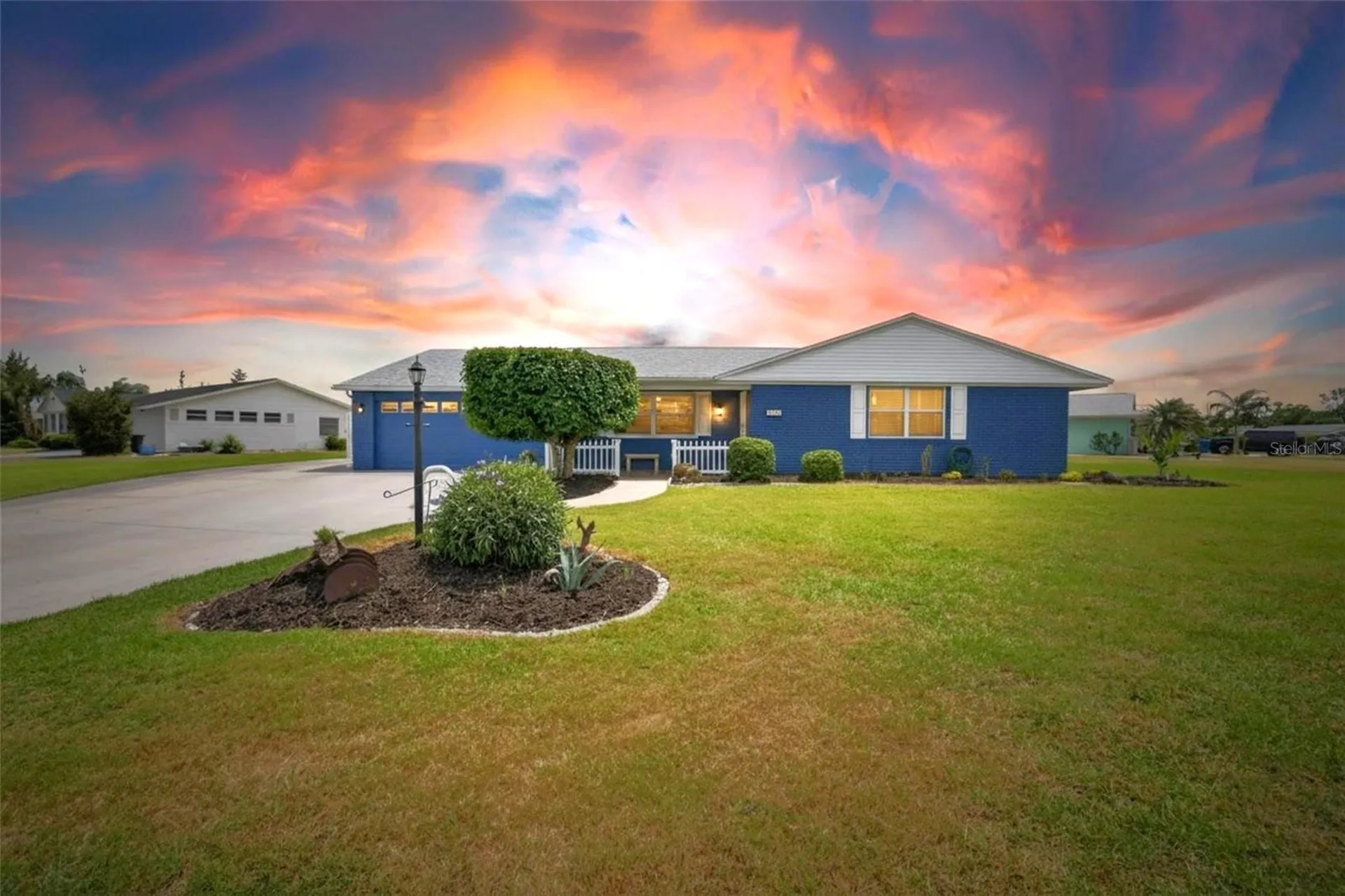 1810 Milford Circle Sun City Center FL 33573