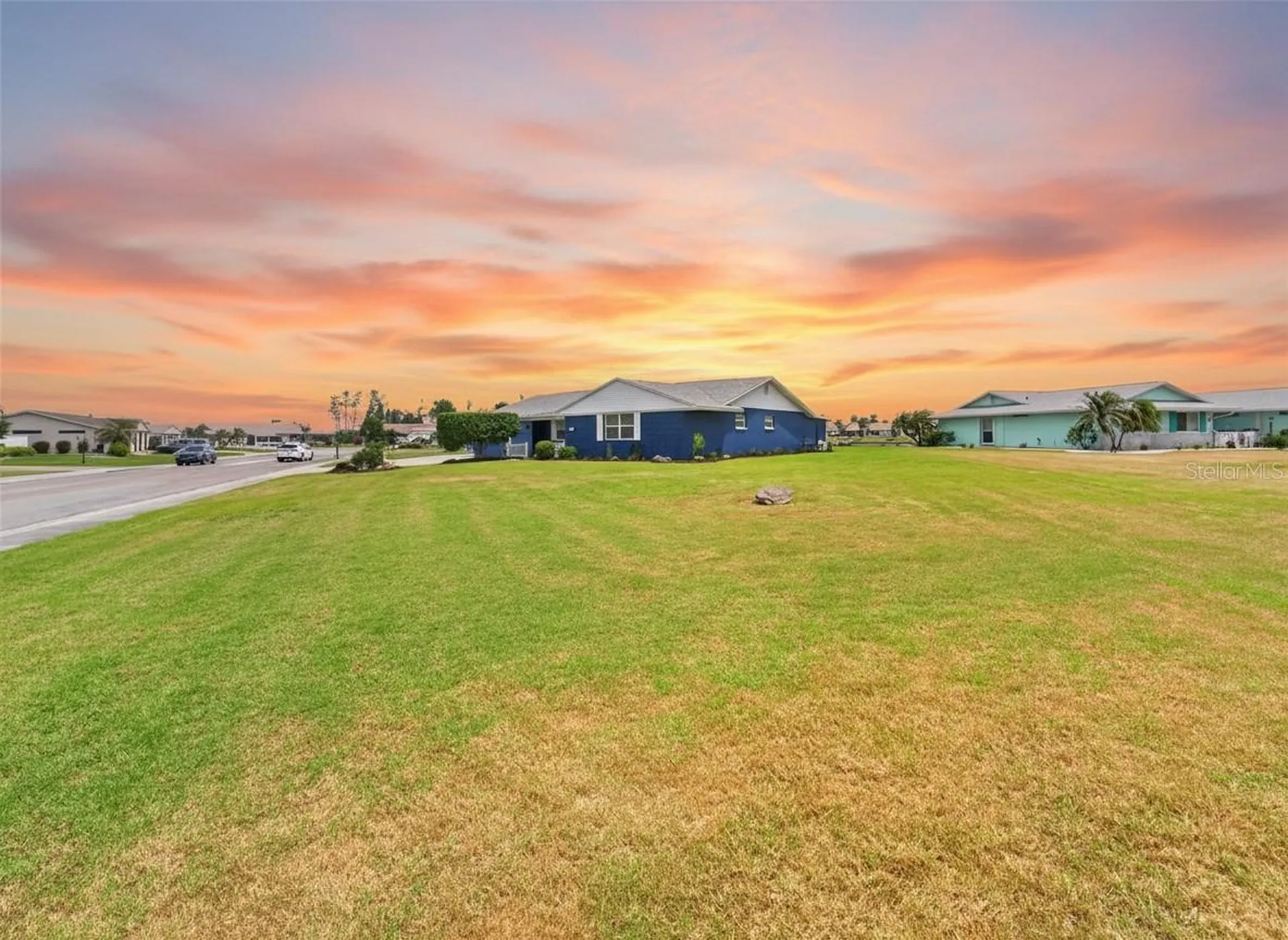 1810 Milford Circle Sun City Center FL 33573