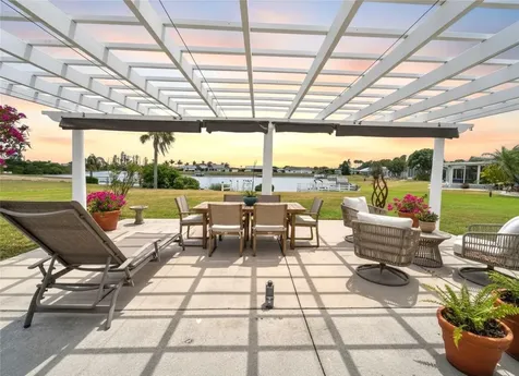 1810 Milford Circle Sun City Center FL 33573