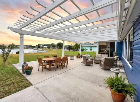 1810 Milford Circle Sun City Center FL 33573