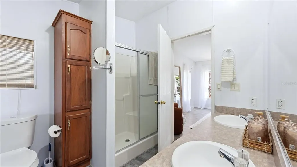 6125 Shirley Avenue Gibsonton FL 33534