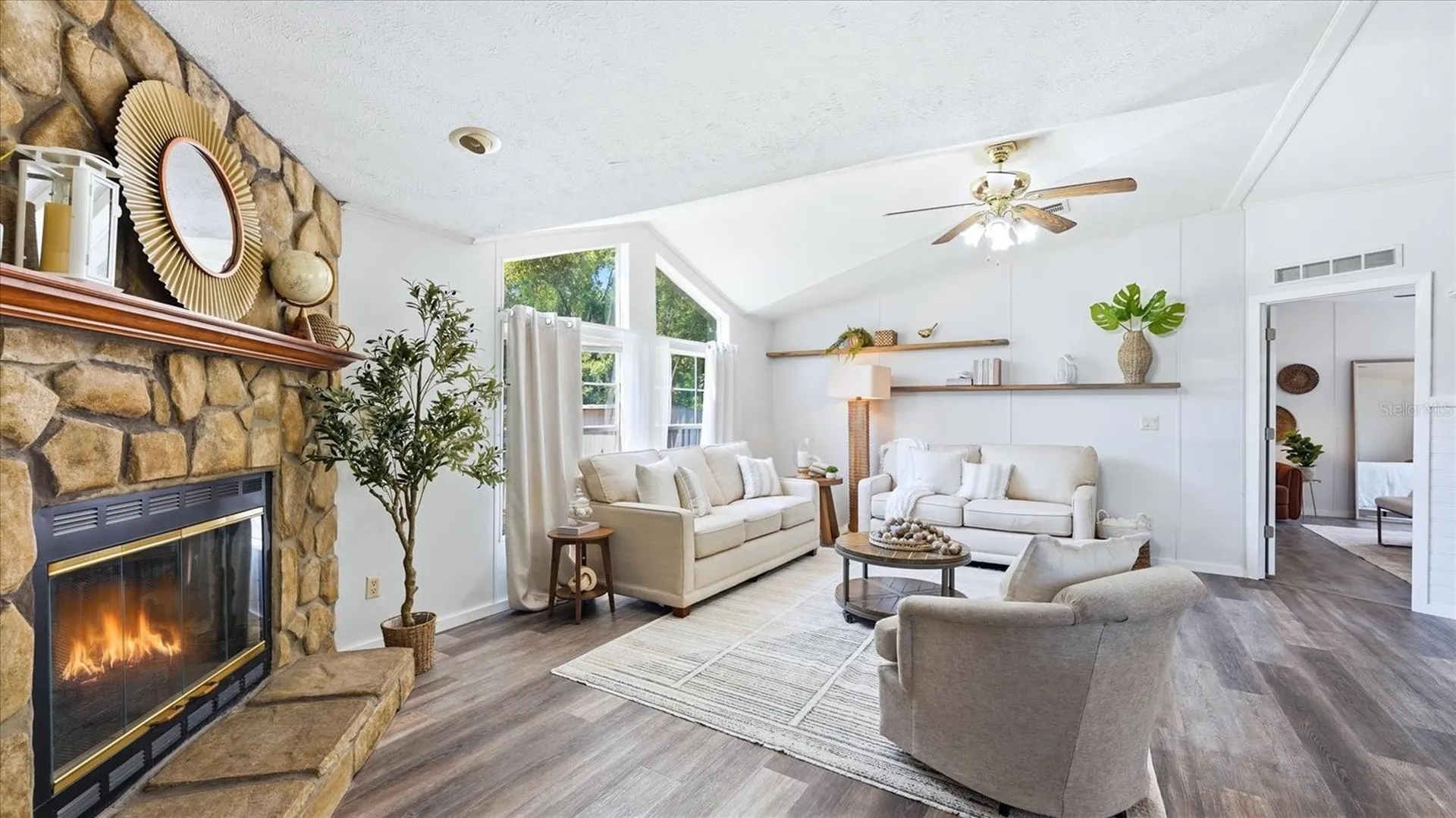 6125 Shirley Avenue Gibsonton FL 33534
