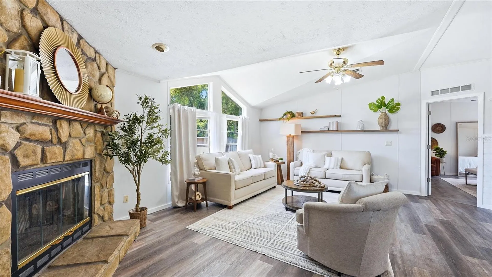 6125 Shirley Avenue Gibsonton FL 33534