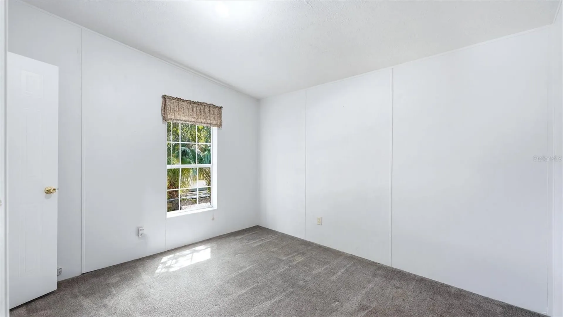 6125 Shirley Avenue Gibsonton FL 33534