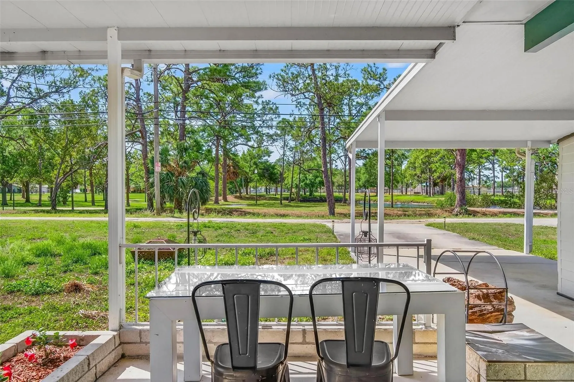 760 71st Avenue N St Petersburg FL 33702