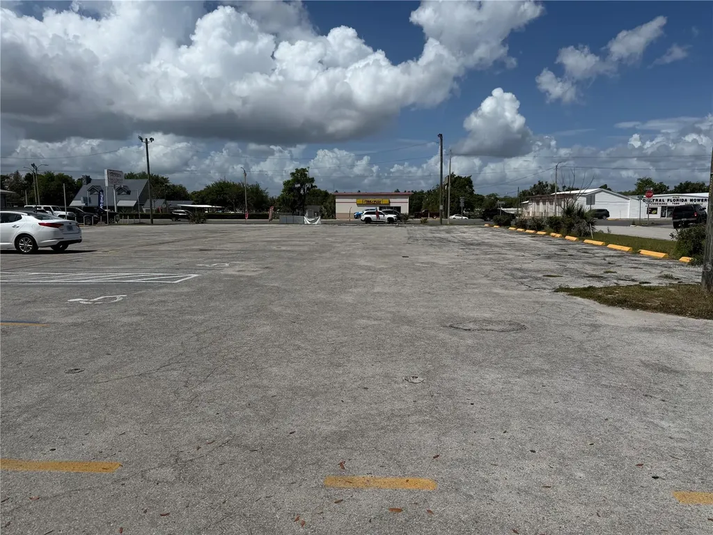 2001 S Bay Street Eustis FL 32726