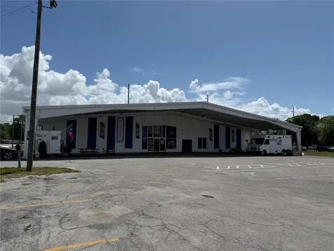 2001 S Bay Street Eustis FL 32726