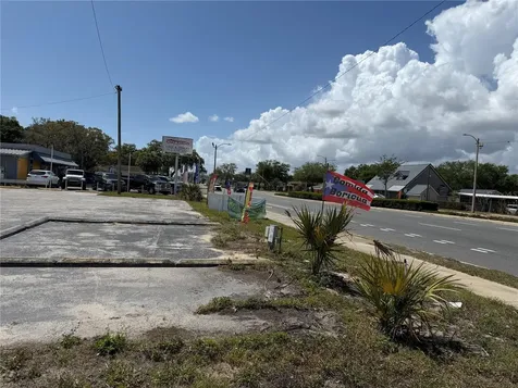 2001 S Bay Street Eustis FL 32726