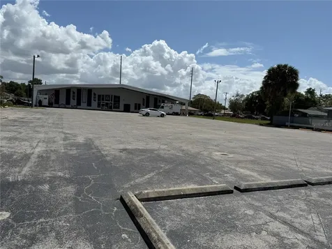 2001 S Bay Street Eustis FL 32726