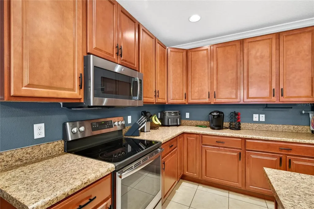 2454 Norwood Place Tavares FL 32778