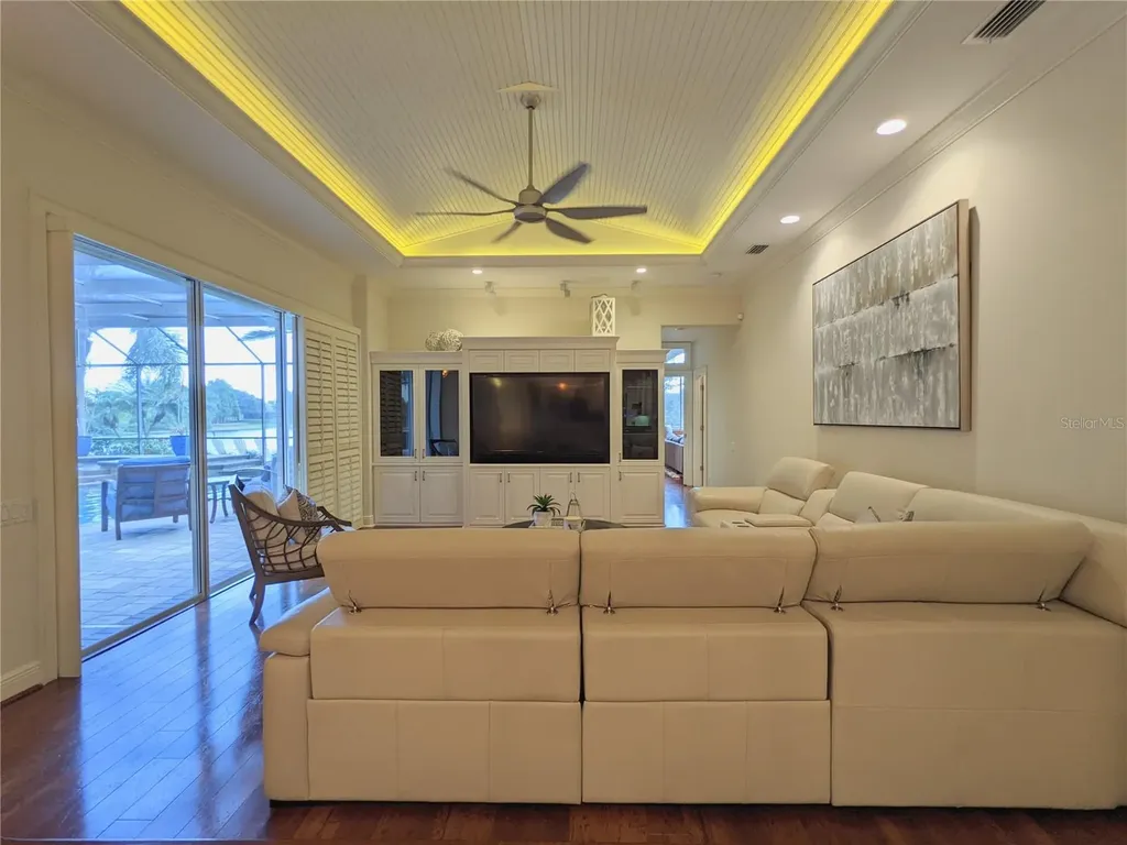 7460 Paurotis Court Sarasota FL 34241