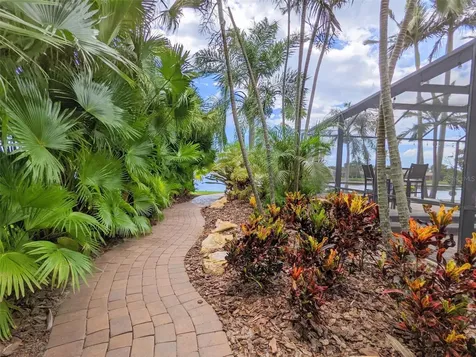 7460 Paurotis Court Sarasota FL 34241