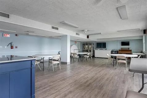 2901 26th Street W Bradenton FL 34205