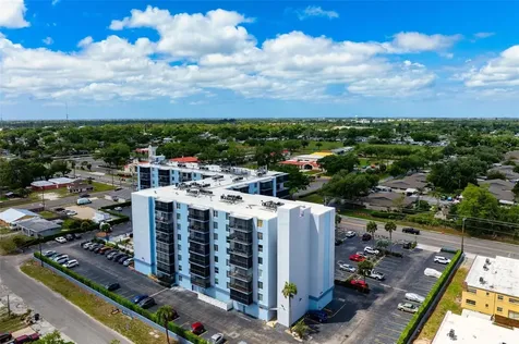 2901 26th Street W Bradenton FL 34205