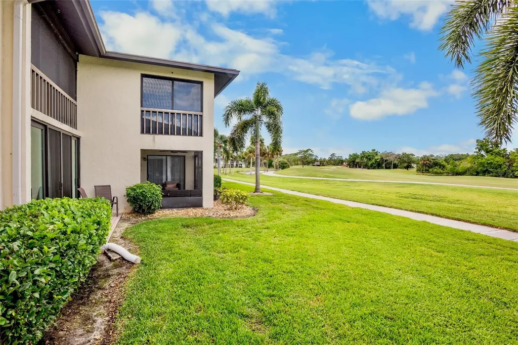 4623 Longwater Chase Sarasota FL 34235