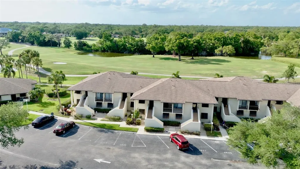 4623 Longwater Chase Sarasota FL 34235