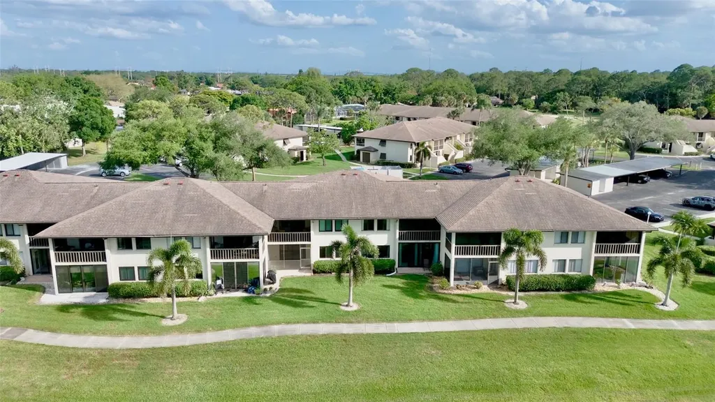 4623 Longwater Chase Sarasota FL 34235