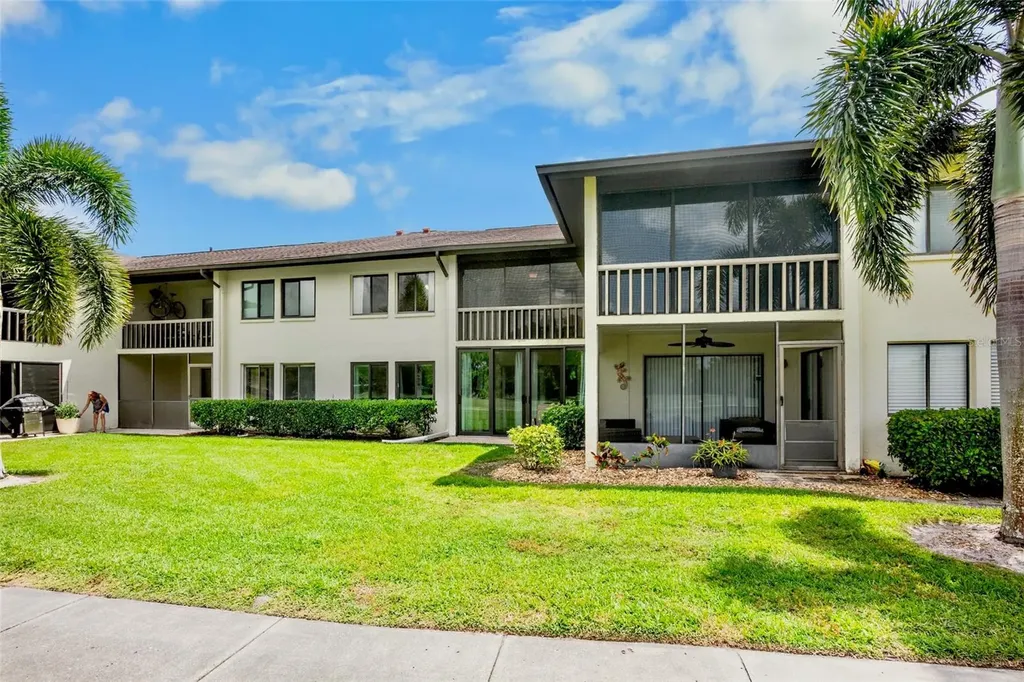 4623 Longwater Chase Sarasota FL 34235