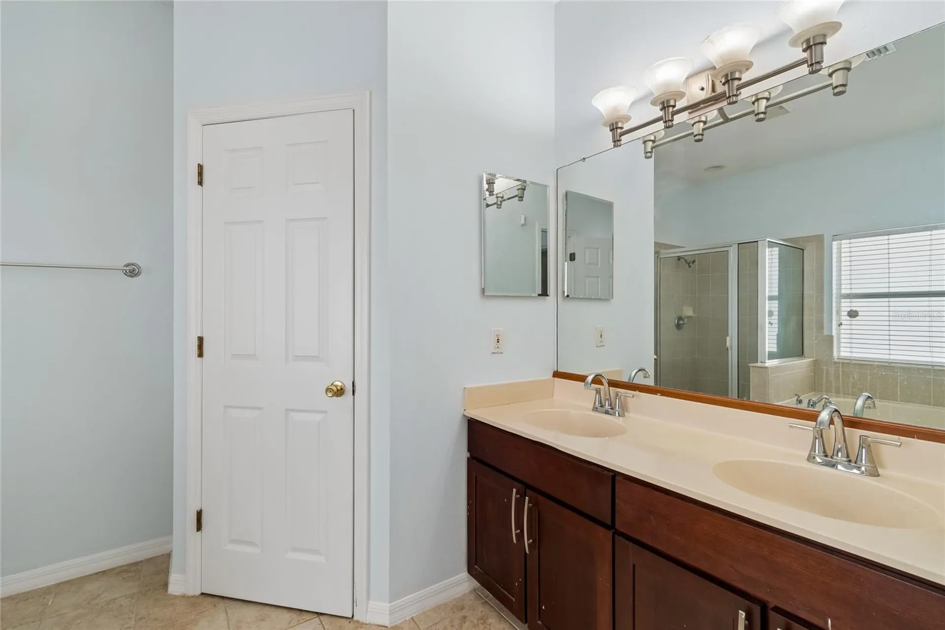8840 Cameron Crest Drive Tampa FL 33626