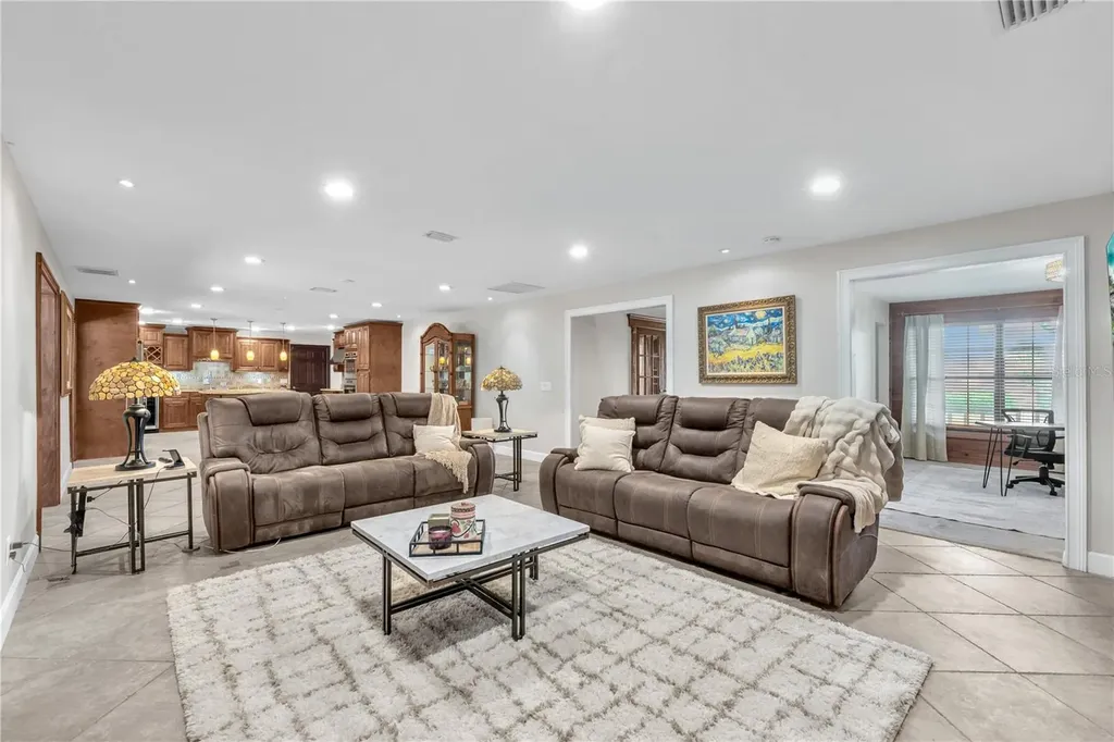 11209 Donneymoor Drive Riverview FL 33569