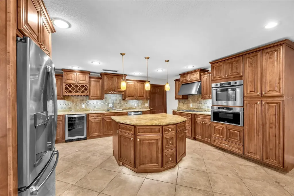 11209 Donneymoor Drive Riverview FL 33569
