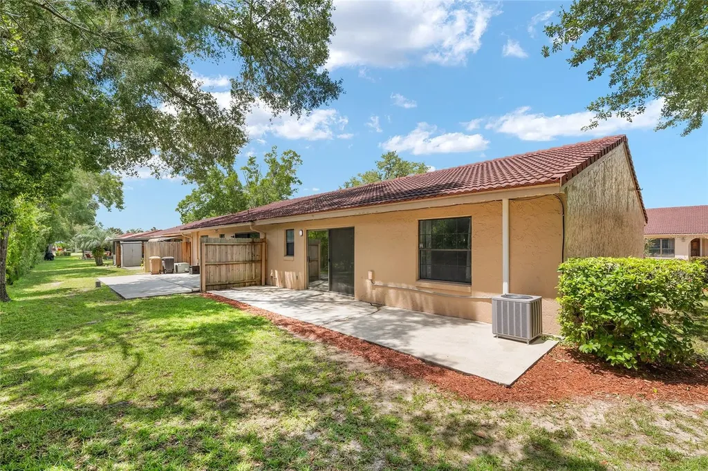 1911 SW 34th Court Ocala FL 34474