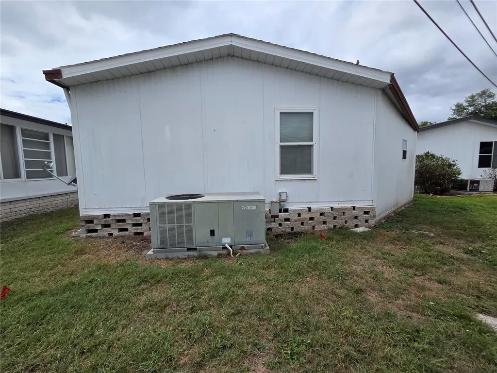 4157 71st Lane N St Petersburg FL 33709