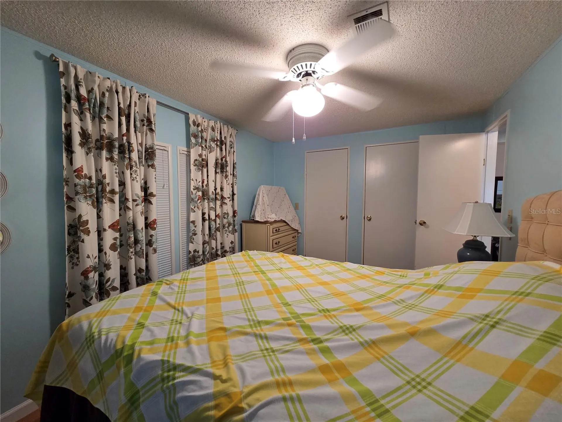 4157 71st Lane N St Petersburg FL 33709