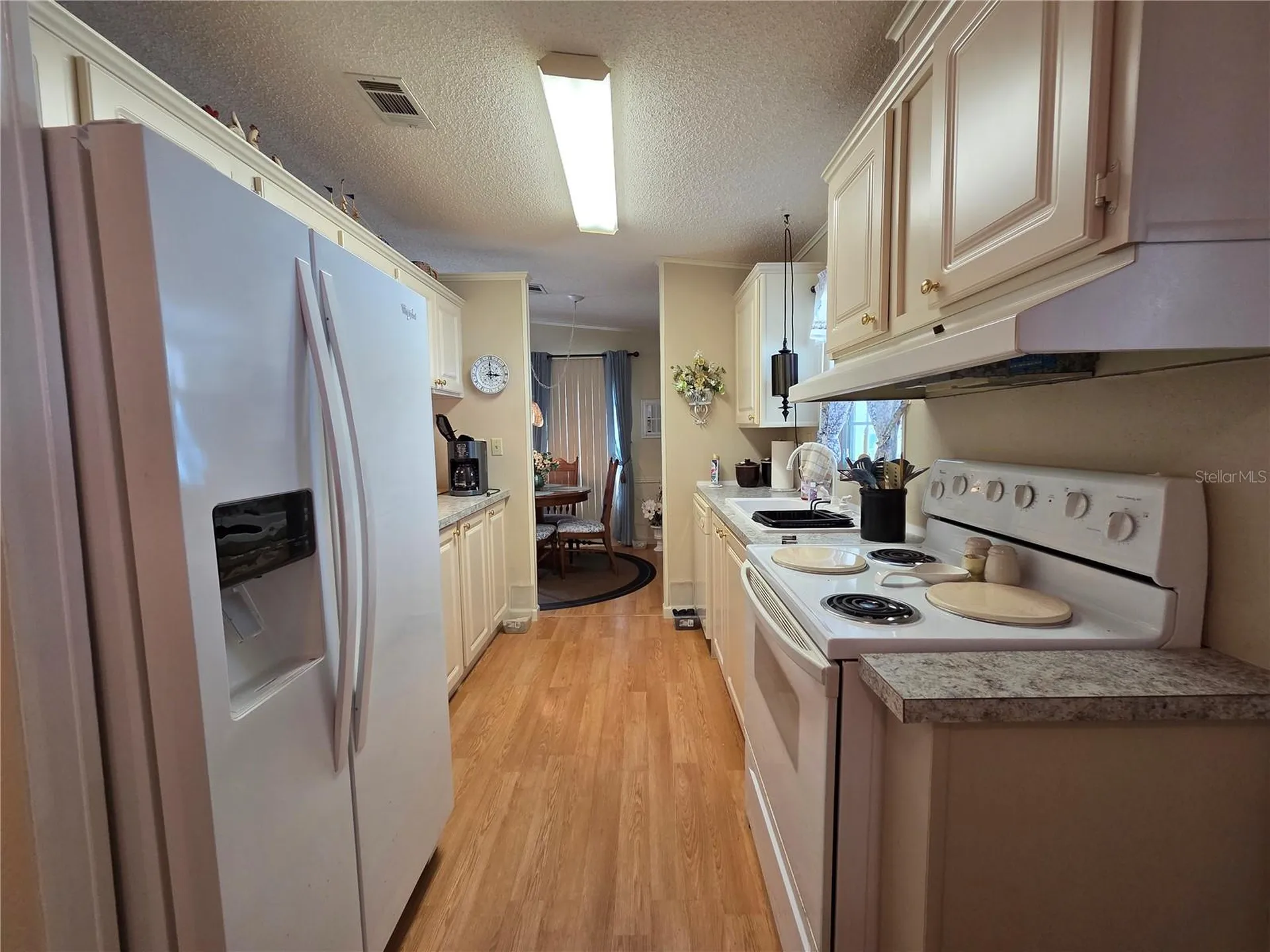 4157 71st Lane N St Petersburg FL 33709