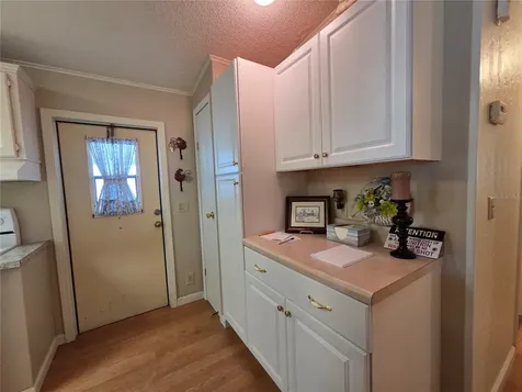 4157 71st Lane N St Petersburg FL 33709