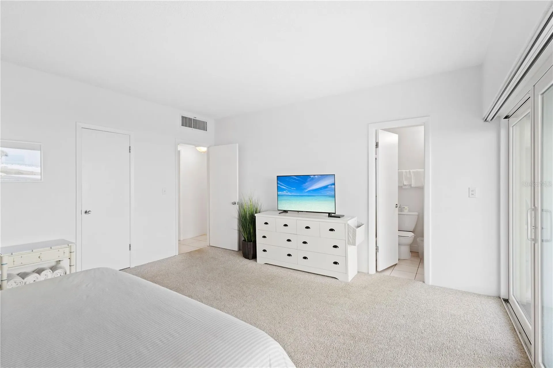5830 Midnight Pass Road Sarasota FL 34242