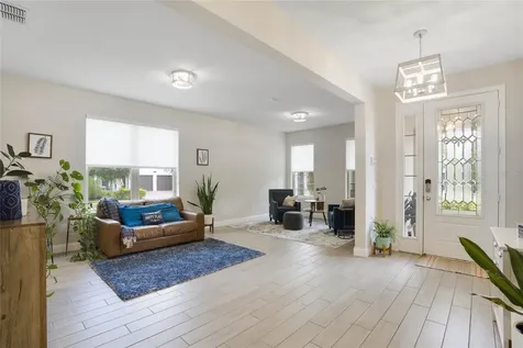 8414 Vivaro Isle Way Windermere FL 34786