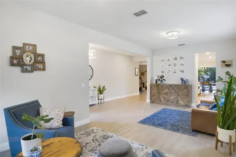 8414 Vivaro Isle Way Windermere FL 34786