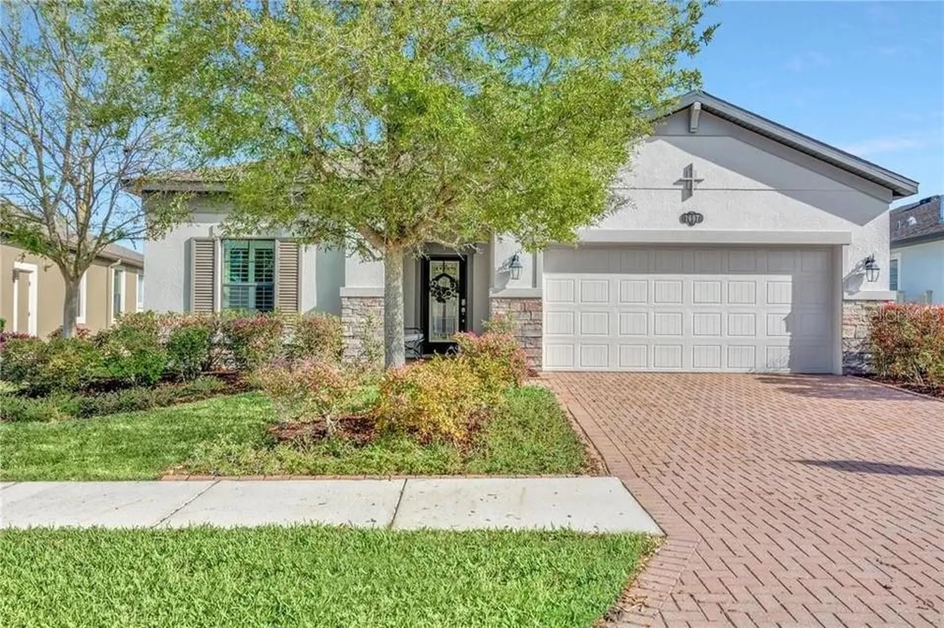 1607 Feather Grass Loop Lutz FL 33558