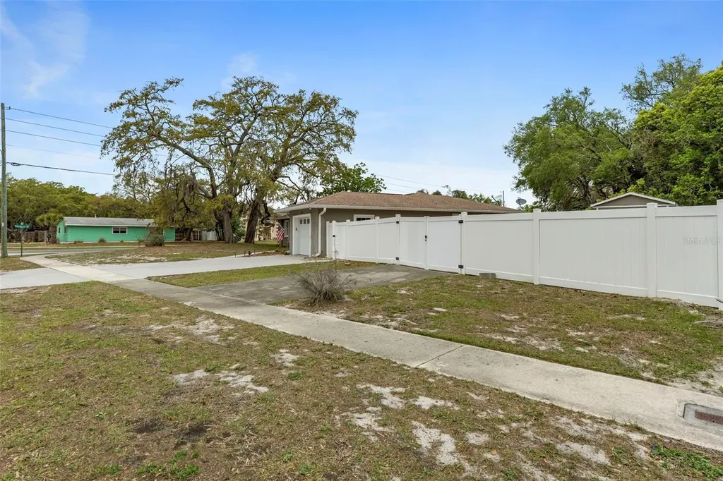 7367 Gates Circle Spring Hill FL 34606