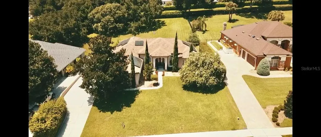 16325 Magnolia Bluff Drive Montverde FL 34756
