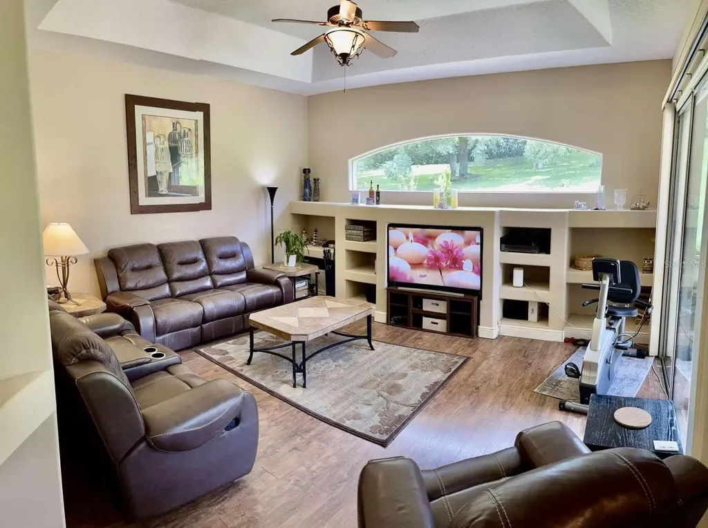 16325 Magnolia Bluff Drive Montverde FL 34756