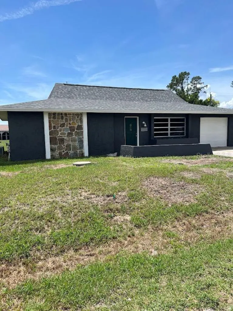 22329 Niagara Avenue Port Charlotte FL 33952
