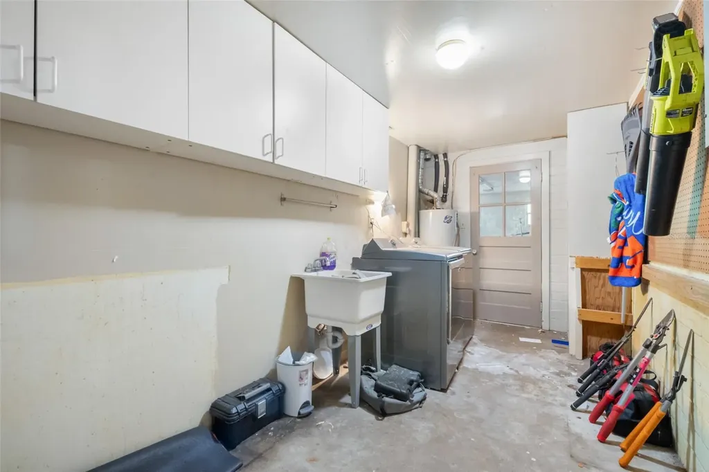 2034 NW 8th Place Gainesville FL 32603