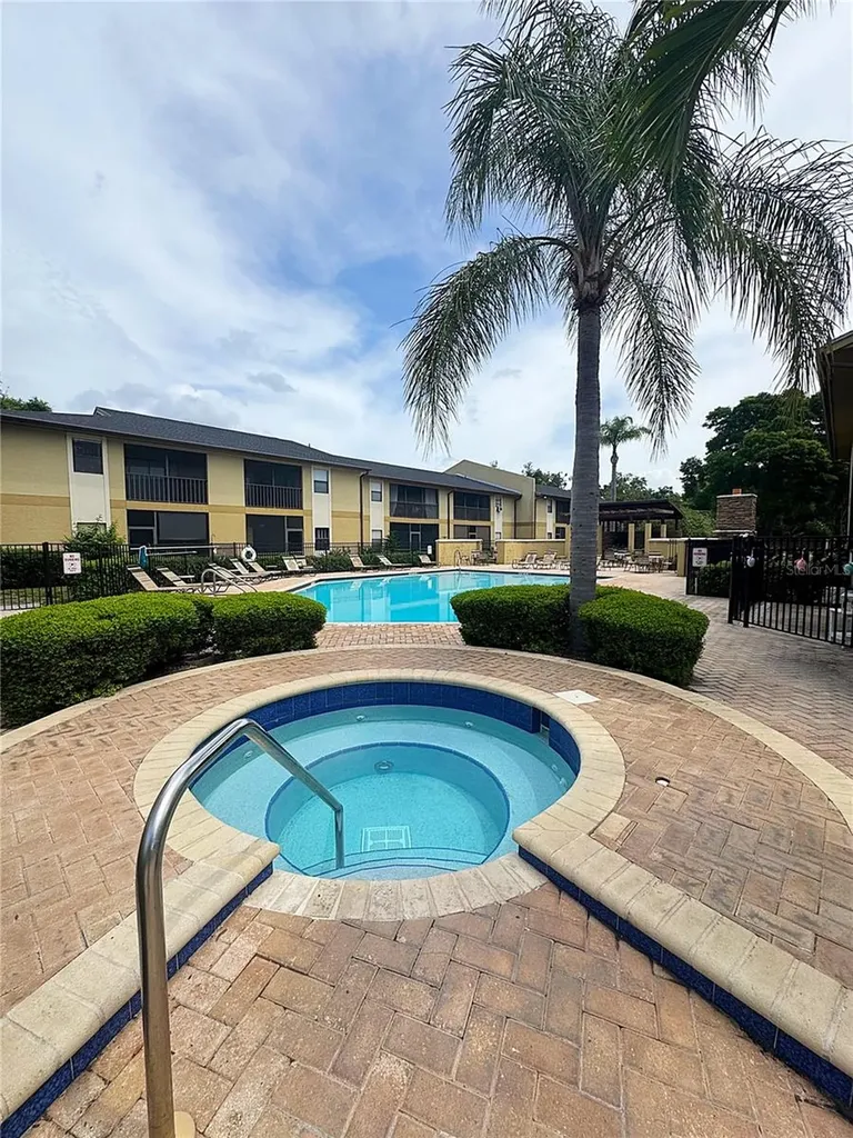 12261 Sailwinds Drive Largo FL 33773