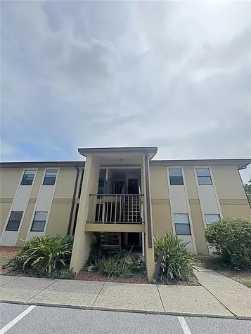 12261 Sailwinds Drive Largo FL 33773